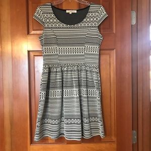 Stretchy medium dress